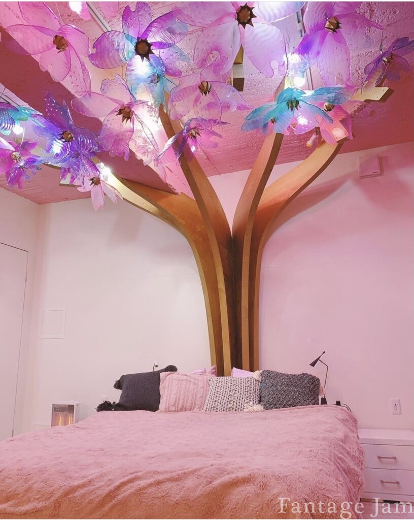 桜の木をイメージしたベッド