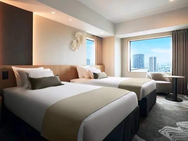 ホテルJALシティ東京 豊洲の部屋とベッドの写真