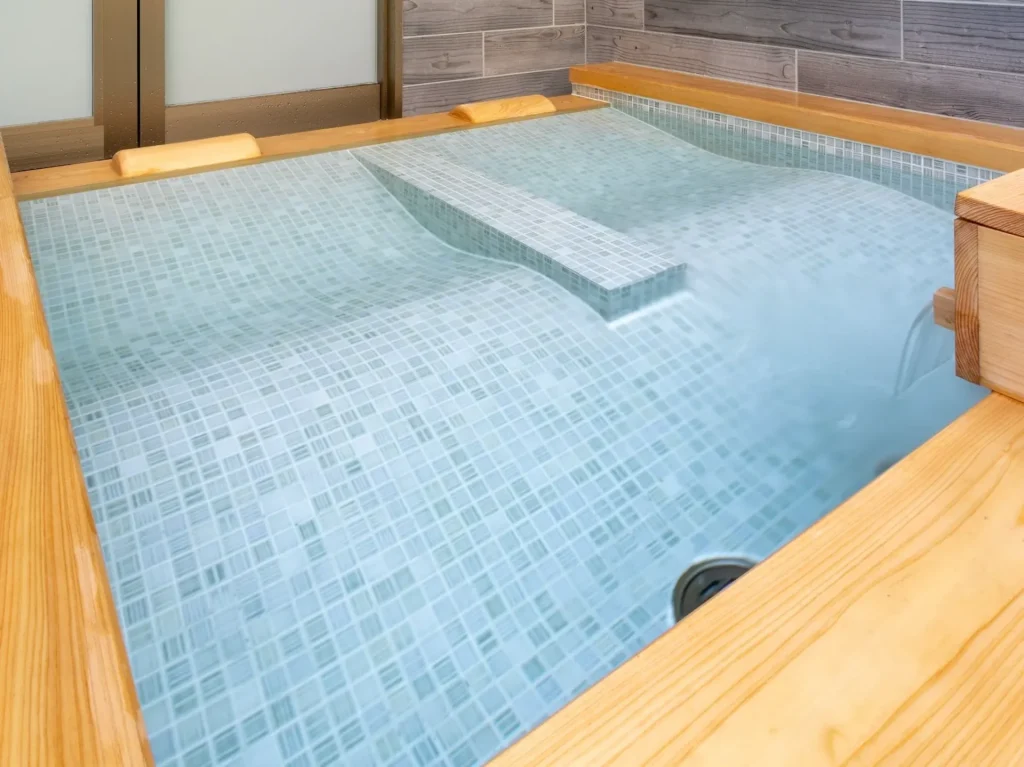 西鉄ホテルクルーム名古屋にある寝湯を写真