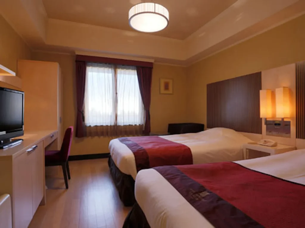 ホテルモントレ　ラ・スール大阪のスタンダードツインルーム、客室写真