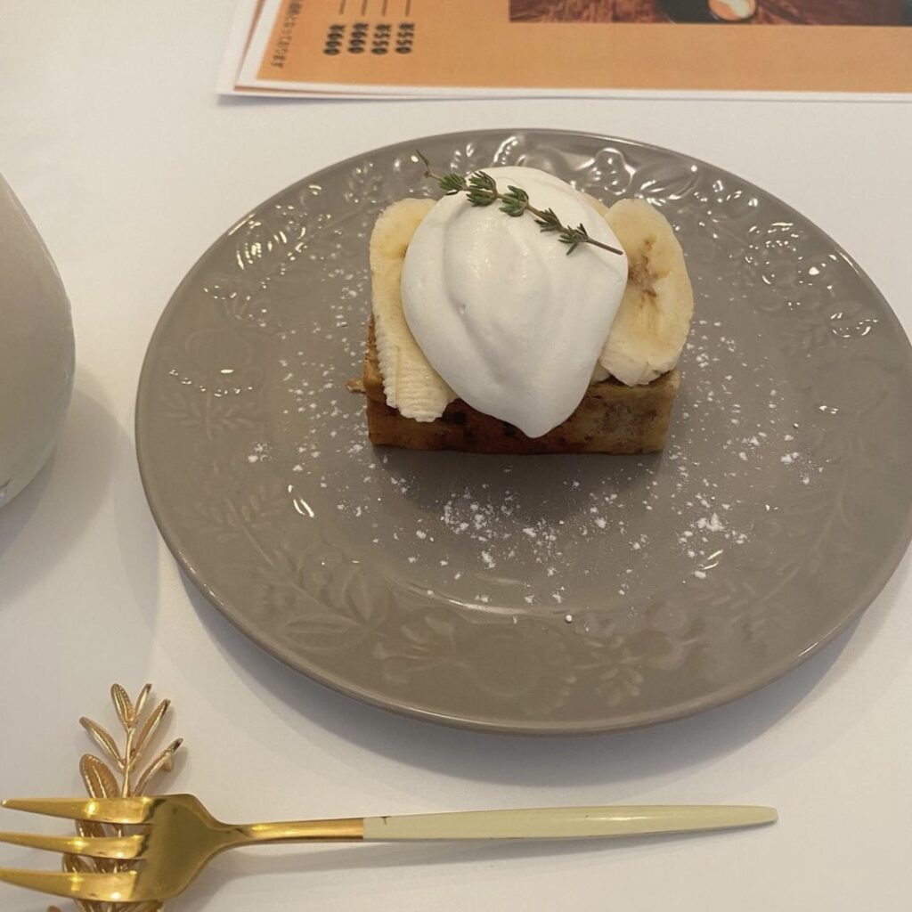 CAFE Syy. （カフェ シードット）のバナナパウンドケーキ