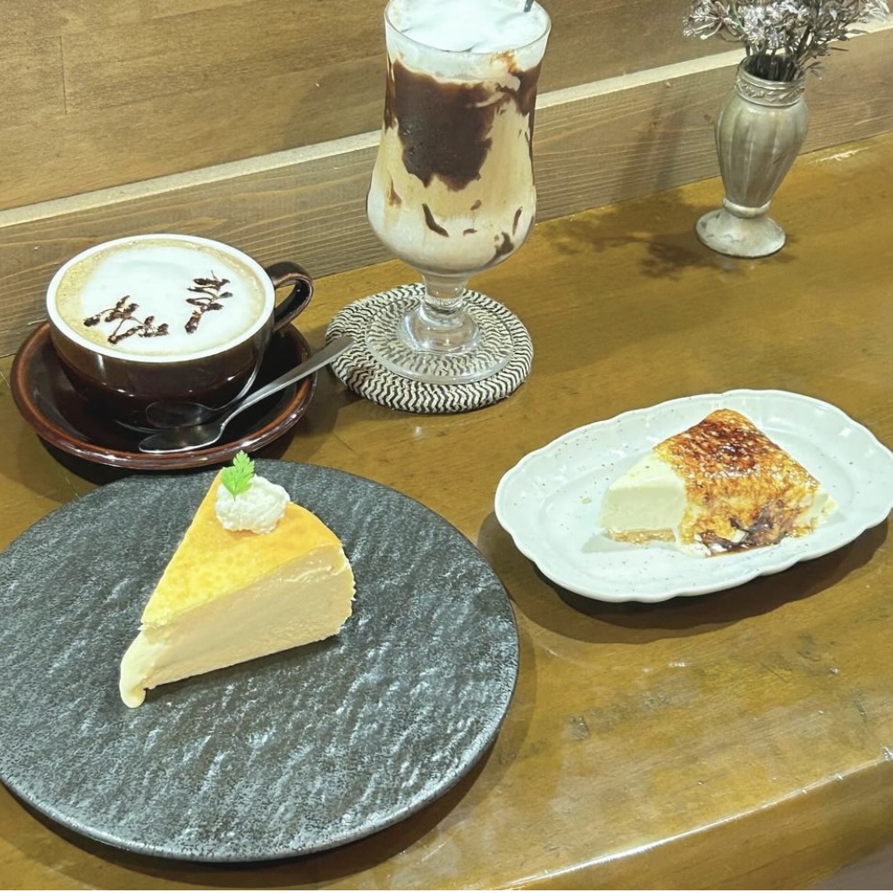 カフェ ヨロ （Cafe YOLO）のチーズケーキ