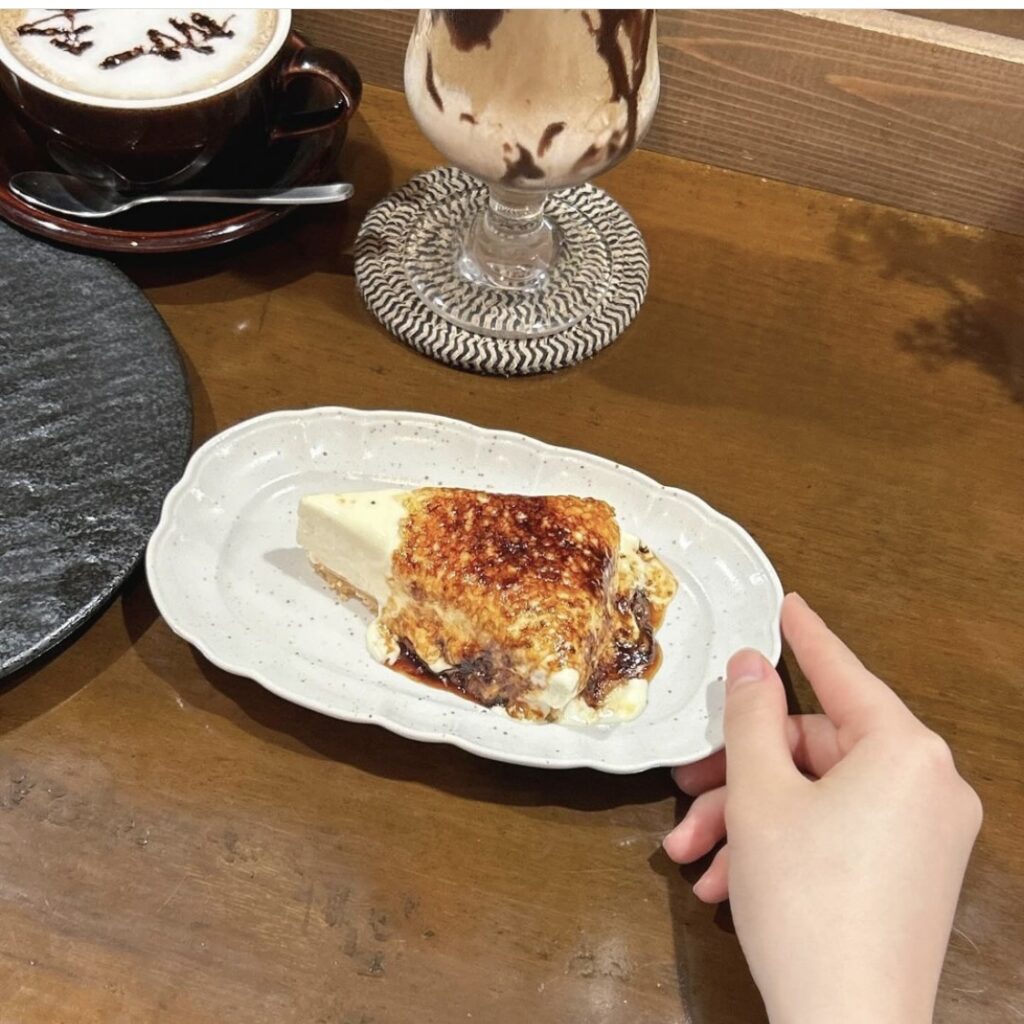 カフェ ヨロ （Cafe YOLO）のチーズケーキ
